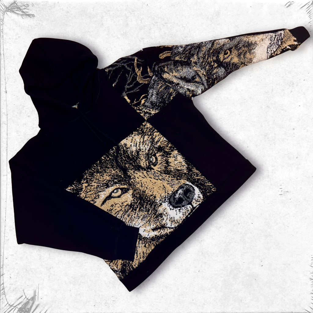 ‘Wolf Pack’ Upcycled Box-Fit Hoodie [L]